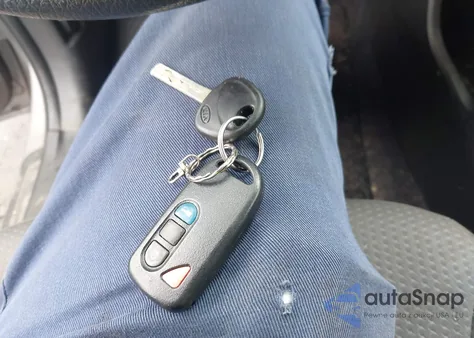 2013 Kia Sorento Lx z USA, uszkodzony, nr VIN 5XYKTDA69DG385584